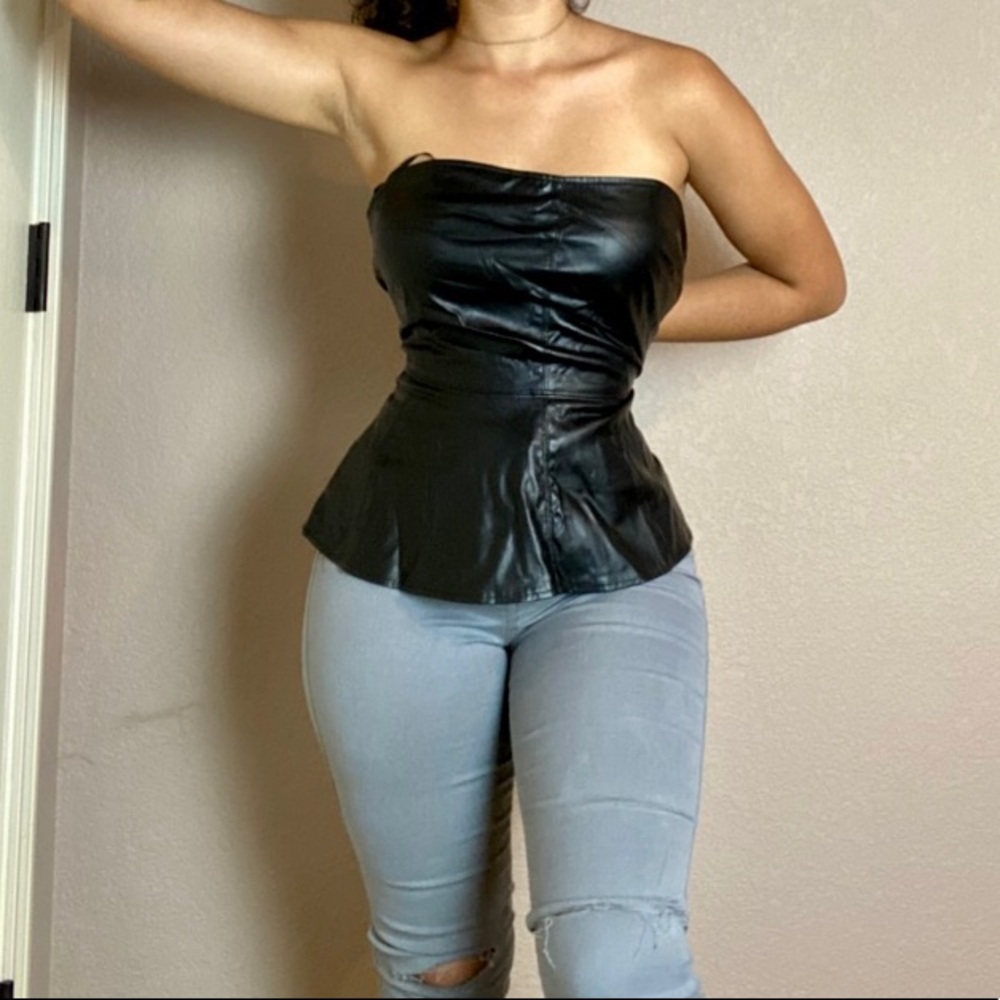 🆕 Forever 21 Black Leather Tube Top